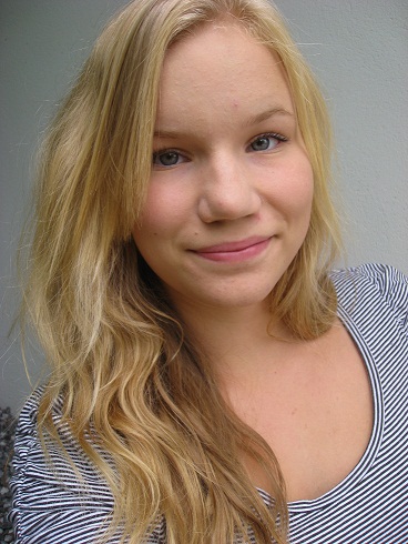 Taken in the middle of the summer and I'm wearing foundation here.